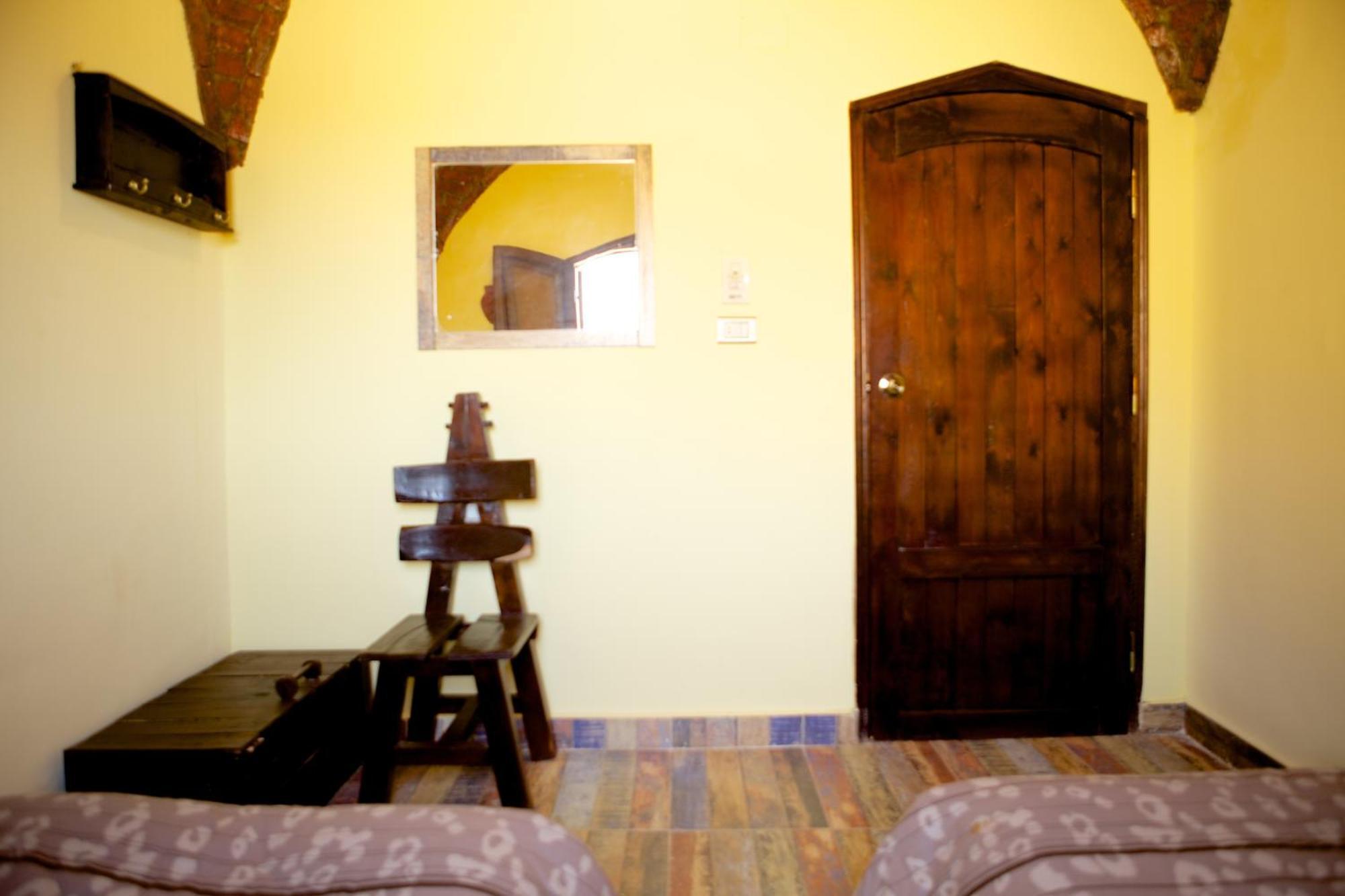 Hadouta Masreya Nubian Guest House Assuan Exterior foto